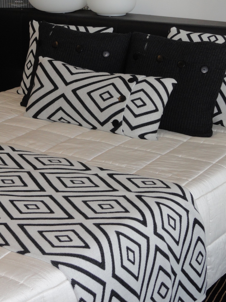 Black & White Diamond